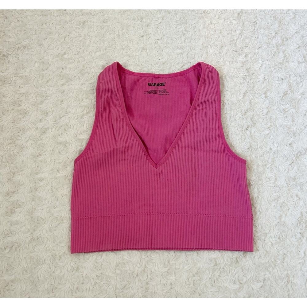 hot pink ribbed crop top